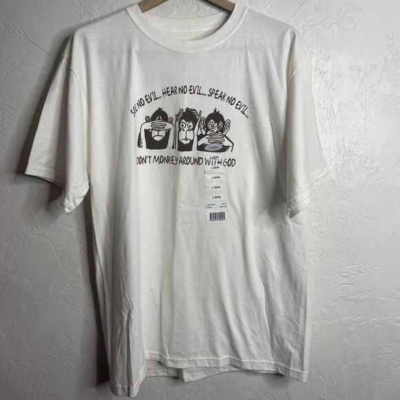 Fruit Of The Loom Novelty Tee Shirt Hear No Evil Monkey God Size Large - Picture 1 of 7